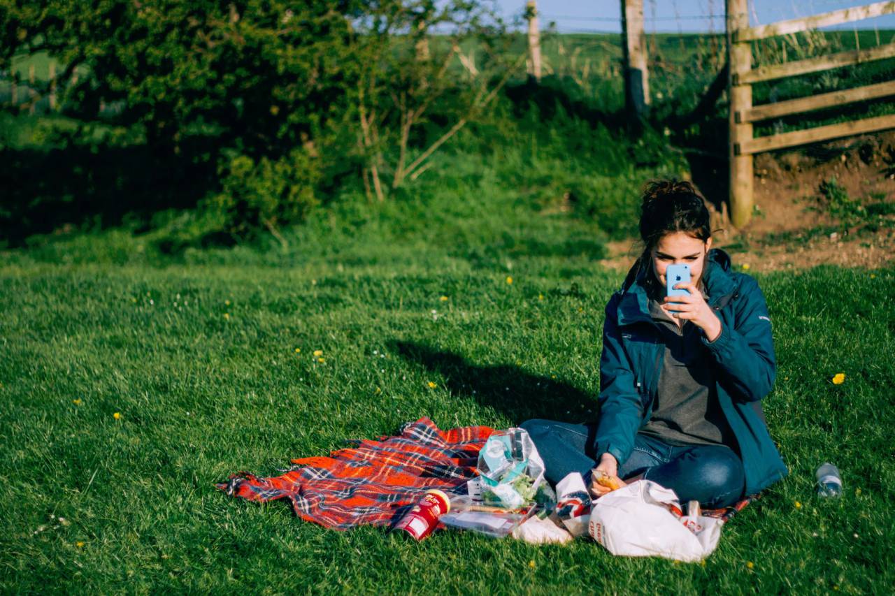 nature-grass-plants-people-girl-lady-woman-F100024159